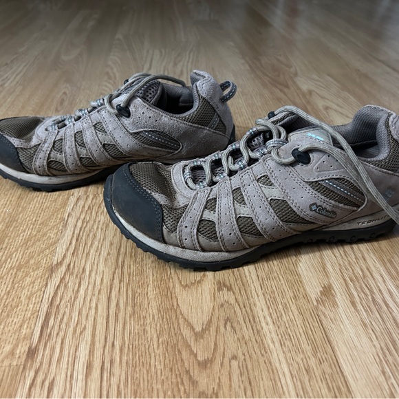 COLUMBIA HIKING SHOES SIZE 7 - Picture 4 of 7